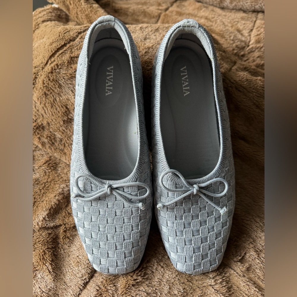 VIVA Gray Woven Women's Loafers - Picture 5 of 8